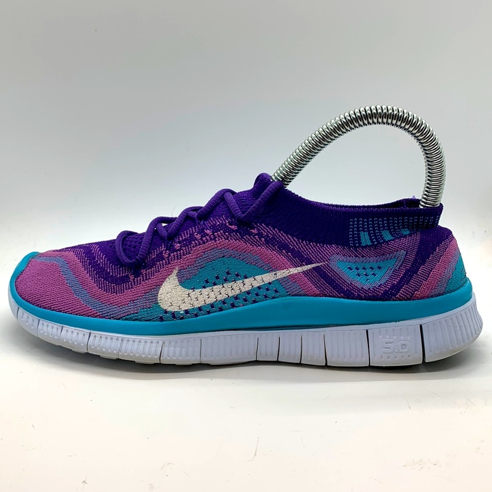 Women’s NIKE 2013 Free FlyKnnit 5.0 running shoes